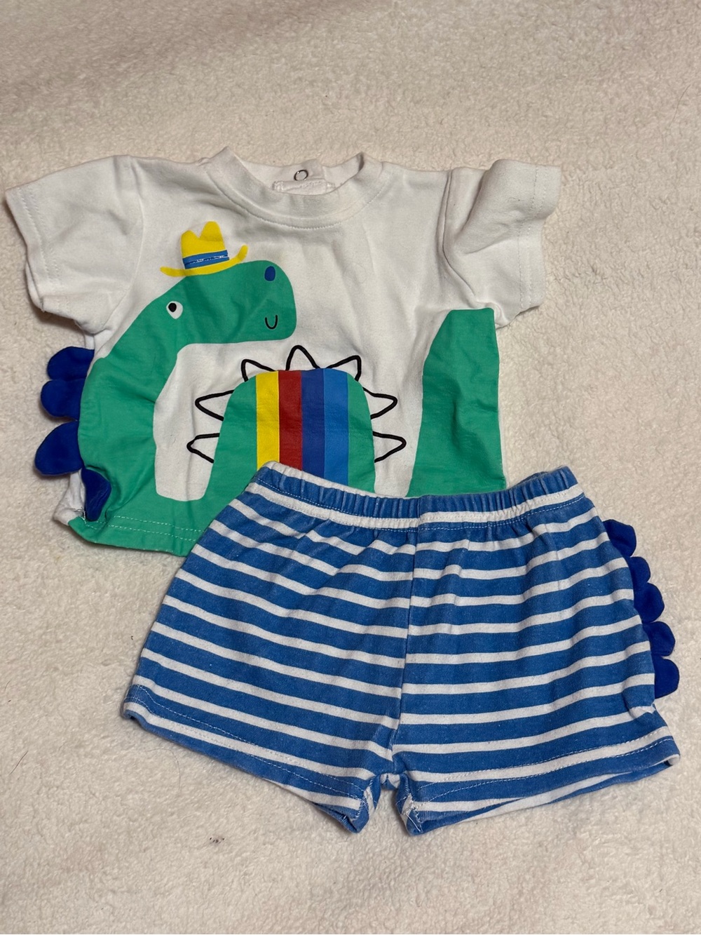 Lily &Jack - White Tee & Blue Striped Shorts Dinosaur Set